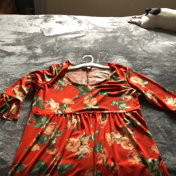 Dress - Picture 1 of 1